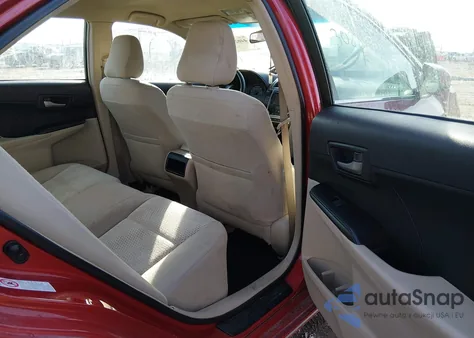 2013 Toyota Camry Le z USA, uszkodzony, nr VIN 4T4BF1FKXDR302840